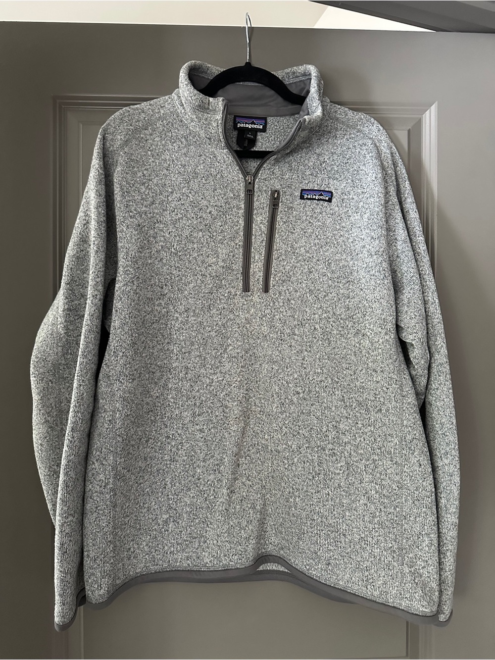 Patagonia Men’s Gray Quarter-Zip Fleece Pullover